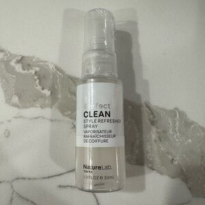 🌸5/$25🌸 NatureLab perfect clean refresher spray